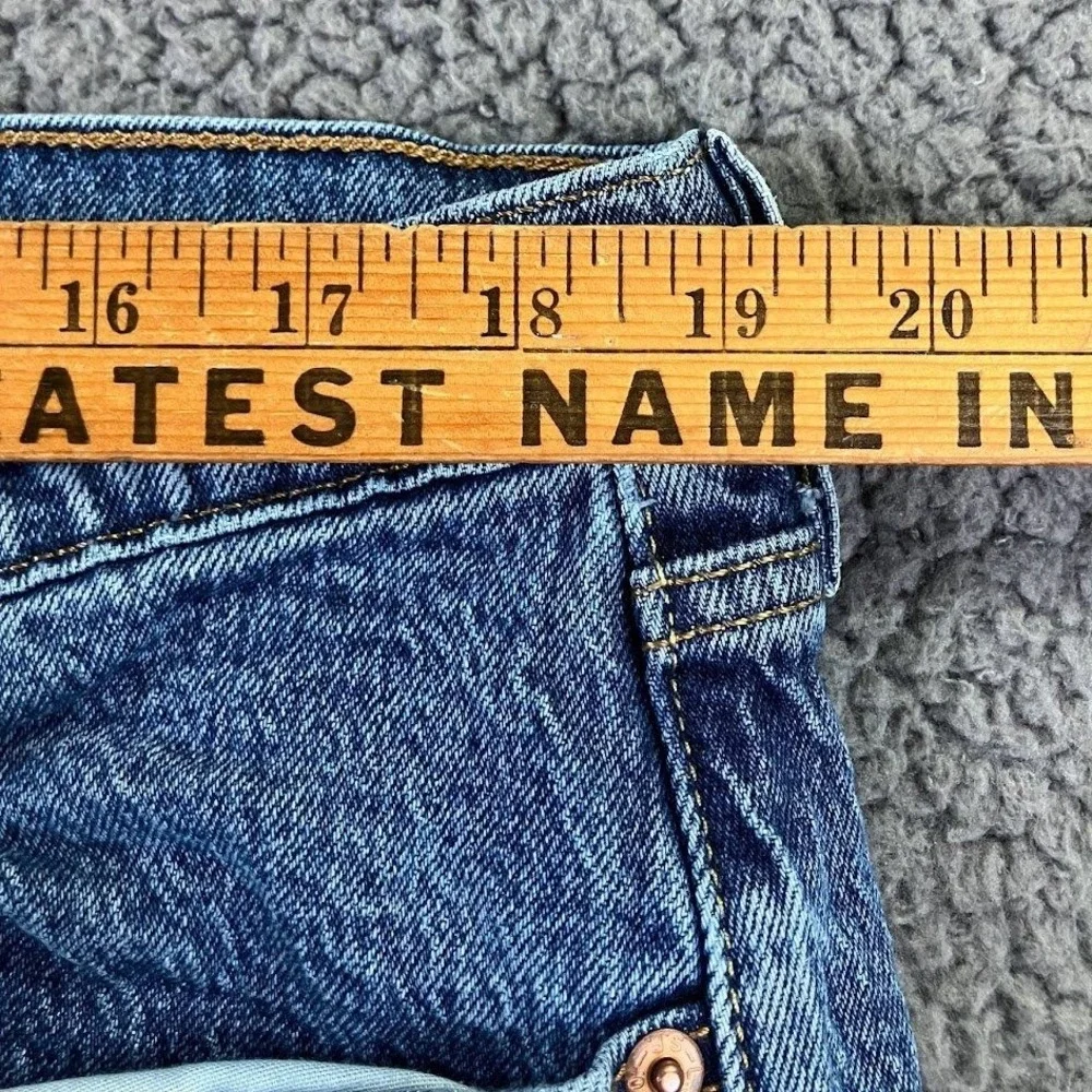 Levis‎ 501 Original Fit Mens 38x28 Medium Wash Blue Straight Leg Jeans